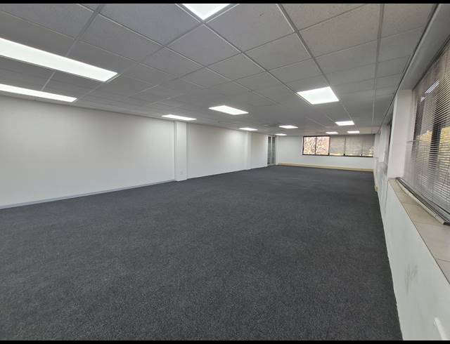297M² OFFICE TO LET IN WOODMEAD